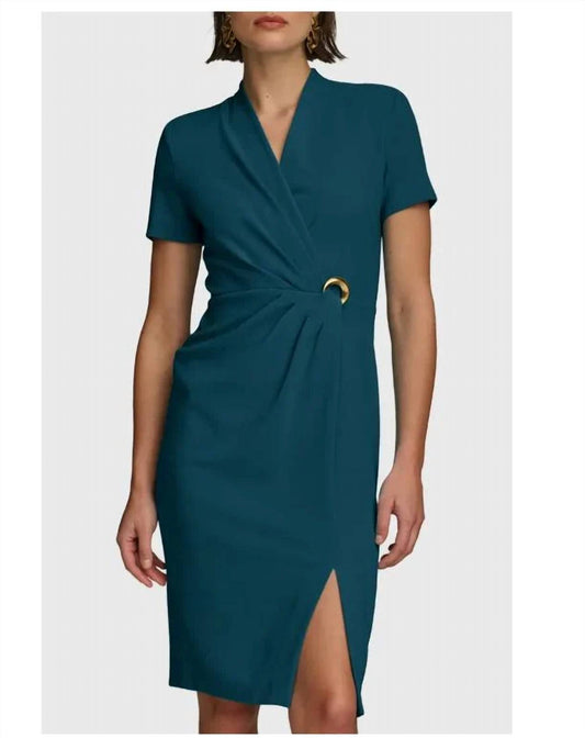 Ruched O-ring Sheath Midi Dress