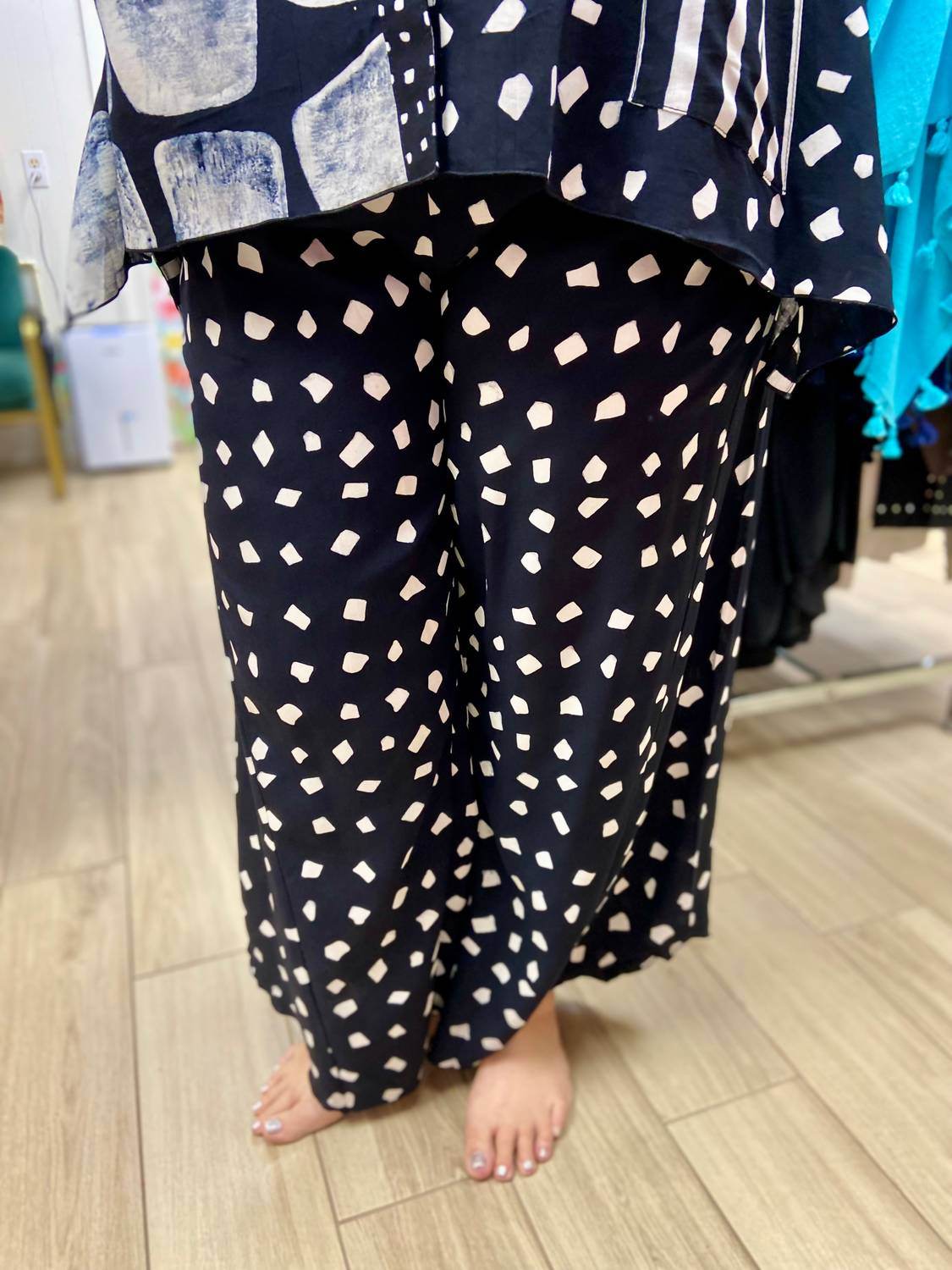 Iguana Lider - Wide Leg Pant - Rack Hunt -