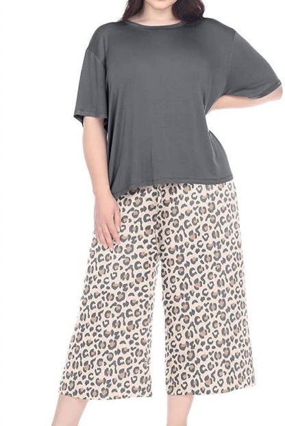 Super Soft Fleece 2 Piece Top & Pajama Set