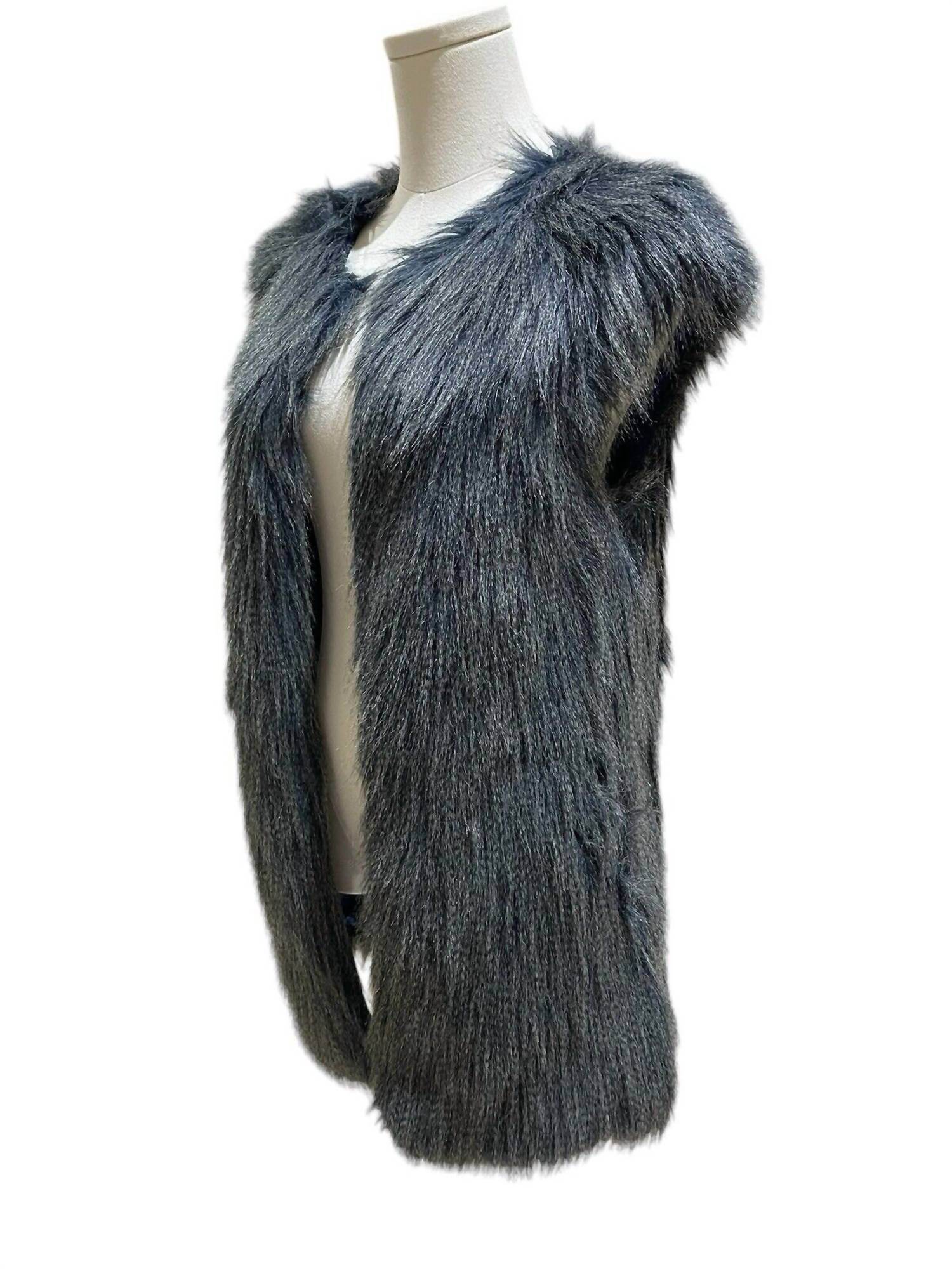 Romeo & Juliet Couture - Women's Shaggy Faux Fur Vest Jacket - Rack Hunt -