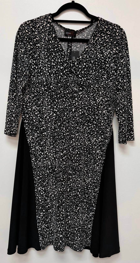 Andria Lieu - Women's Three Quarter Sleeve Natasha Dress - Rack Hunt -