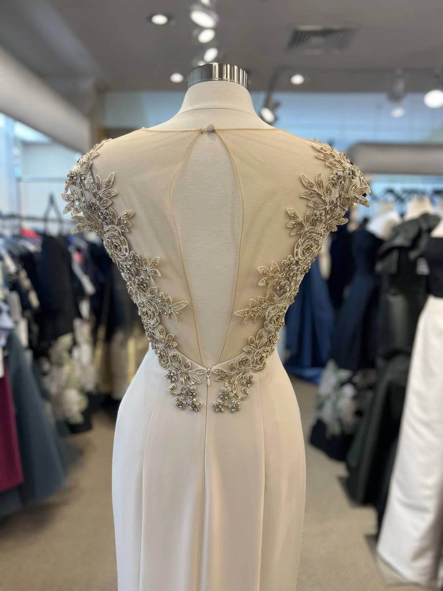 Saboroma - Floral Applique Illusion Plunging Mermaid Gown - Rack Hunt -