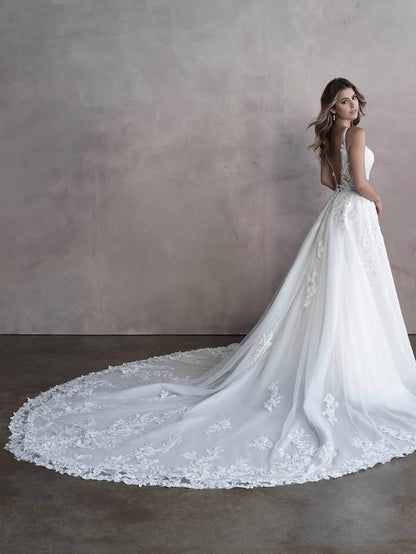 Sleeveless Wedding Gown