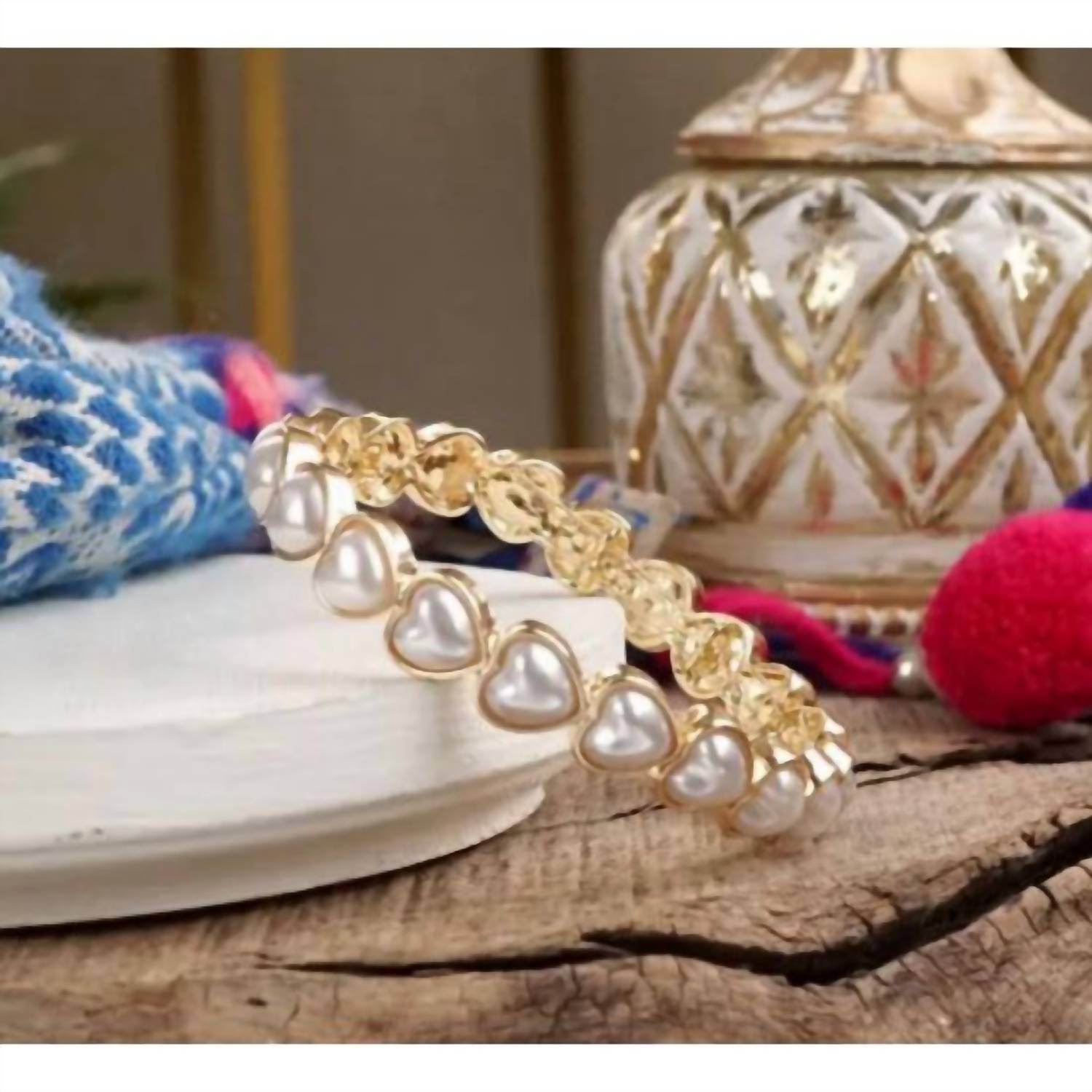 PennyLine Inc - Women's Pearl Hearts Stretchy Bangle - Rack Hunt -