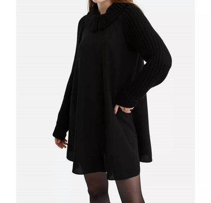 Peter Pan Collared Knit Dress