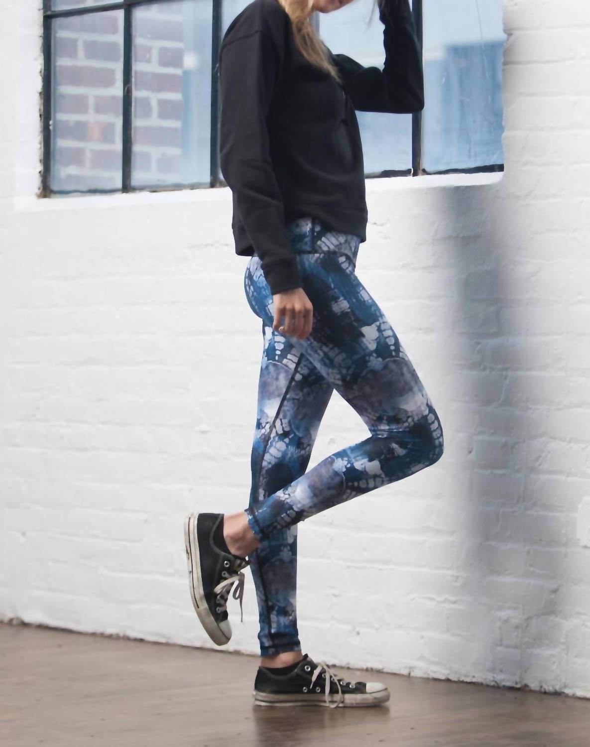 Playground - Women's Supernature Printed Legging - Rack Hunt -