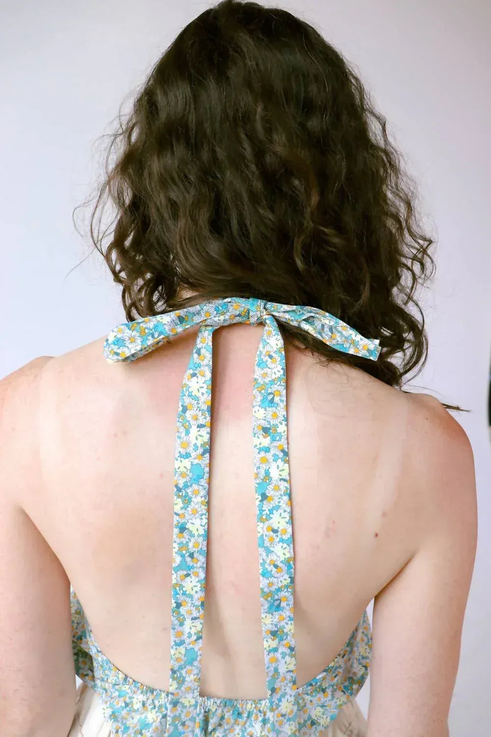 Kaarem - Daisy Floral Low Back Halter Top - Rack Hunt