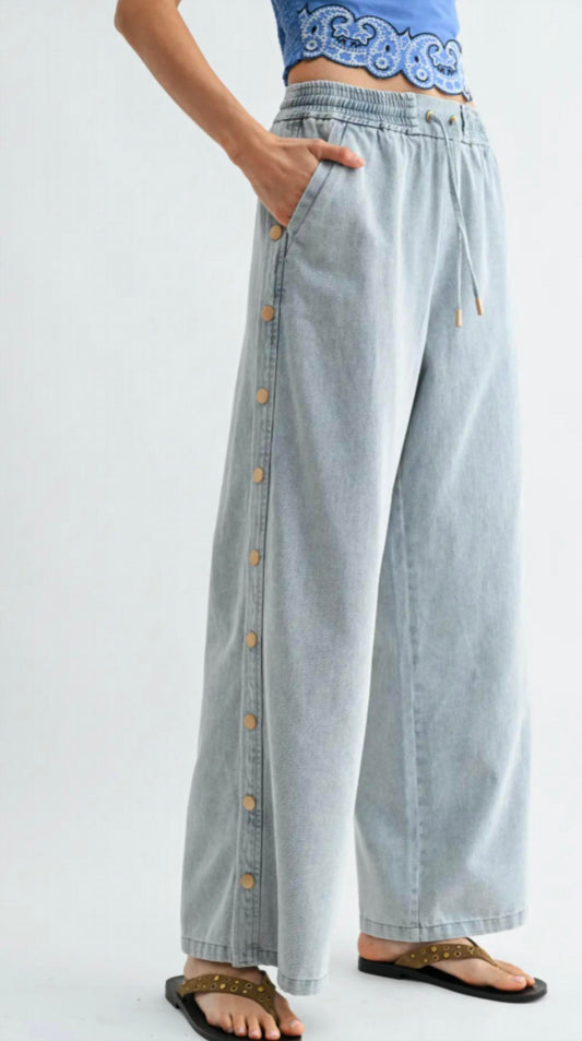 Wide Leg Wash Side Snap Button Detail Denim Pants
