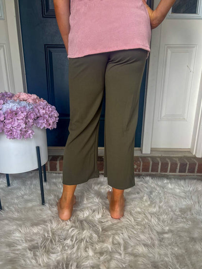 Lucy Wide Leg Stretchy Crop Pants