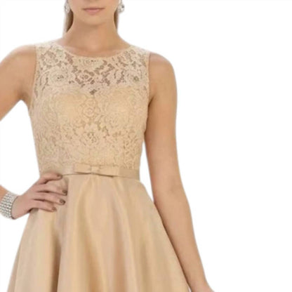 Simple & Classy Short Bridesmaids Dress