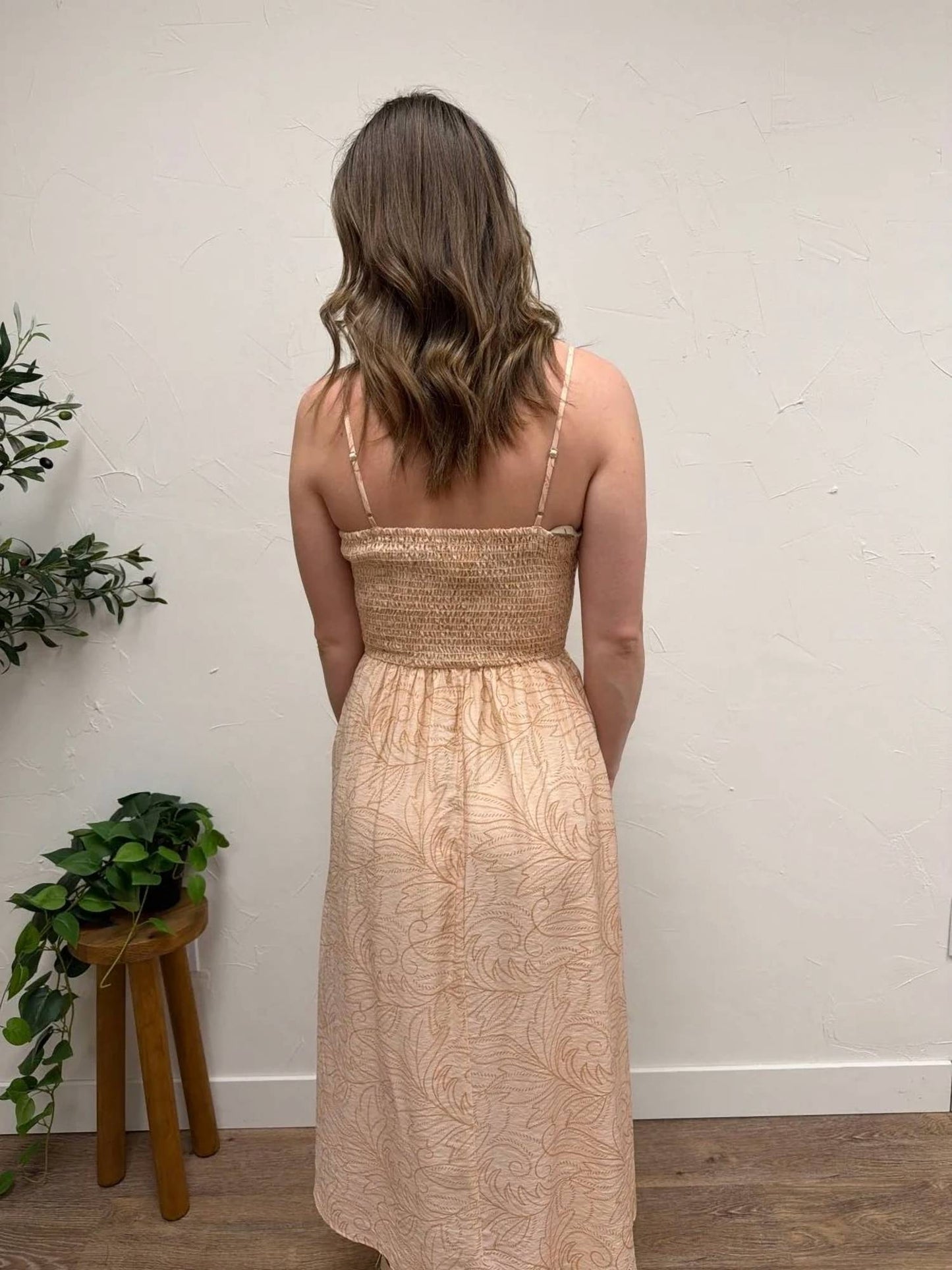 Sleeveless Smocking Midi Dress