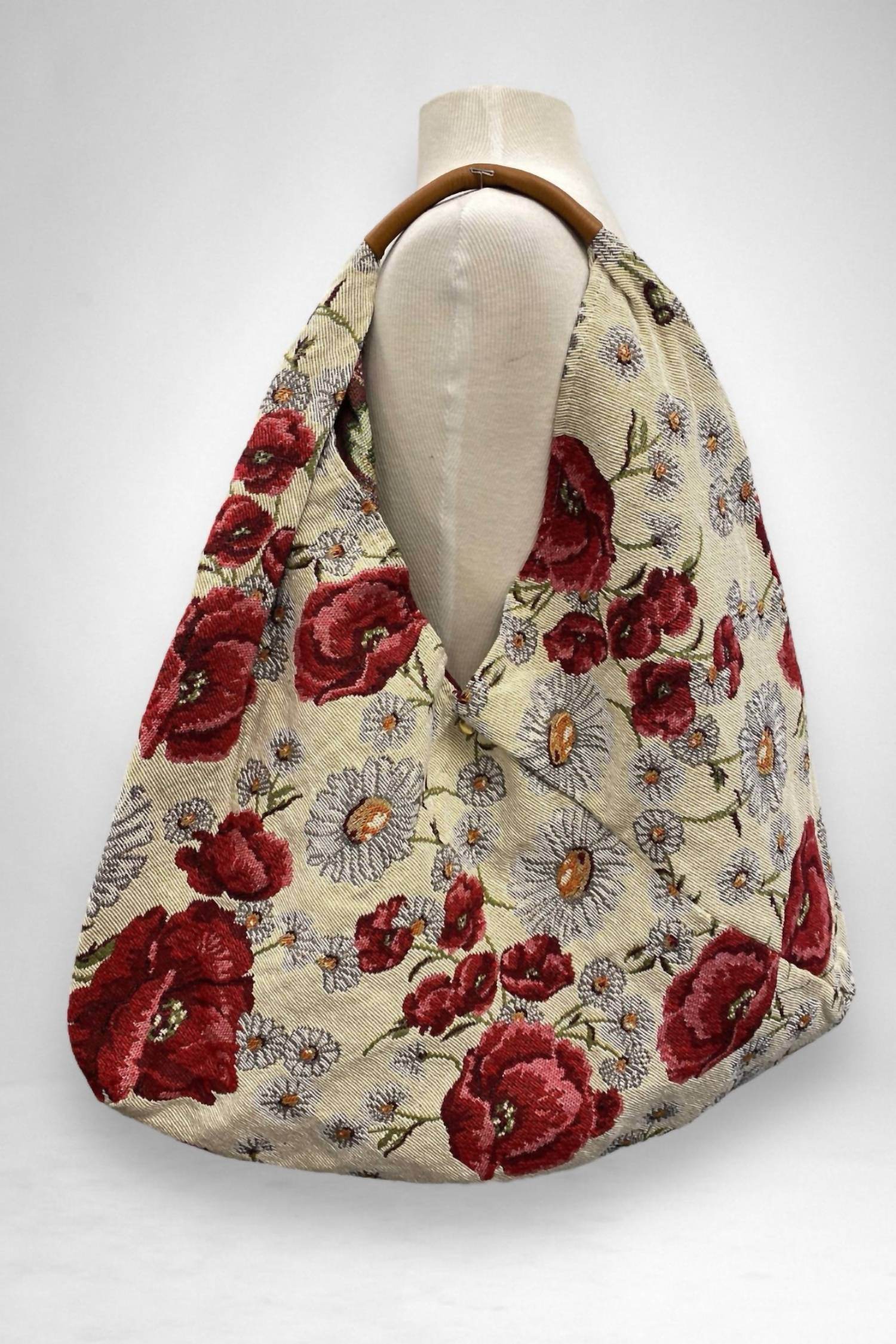 Jijou Capri - Women's Giselle Printed Cotton Canvas Oversized Hobo Bag - Rack Hunt -