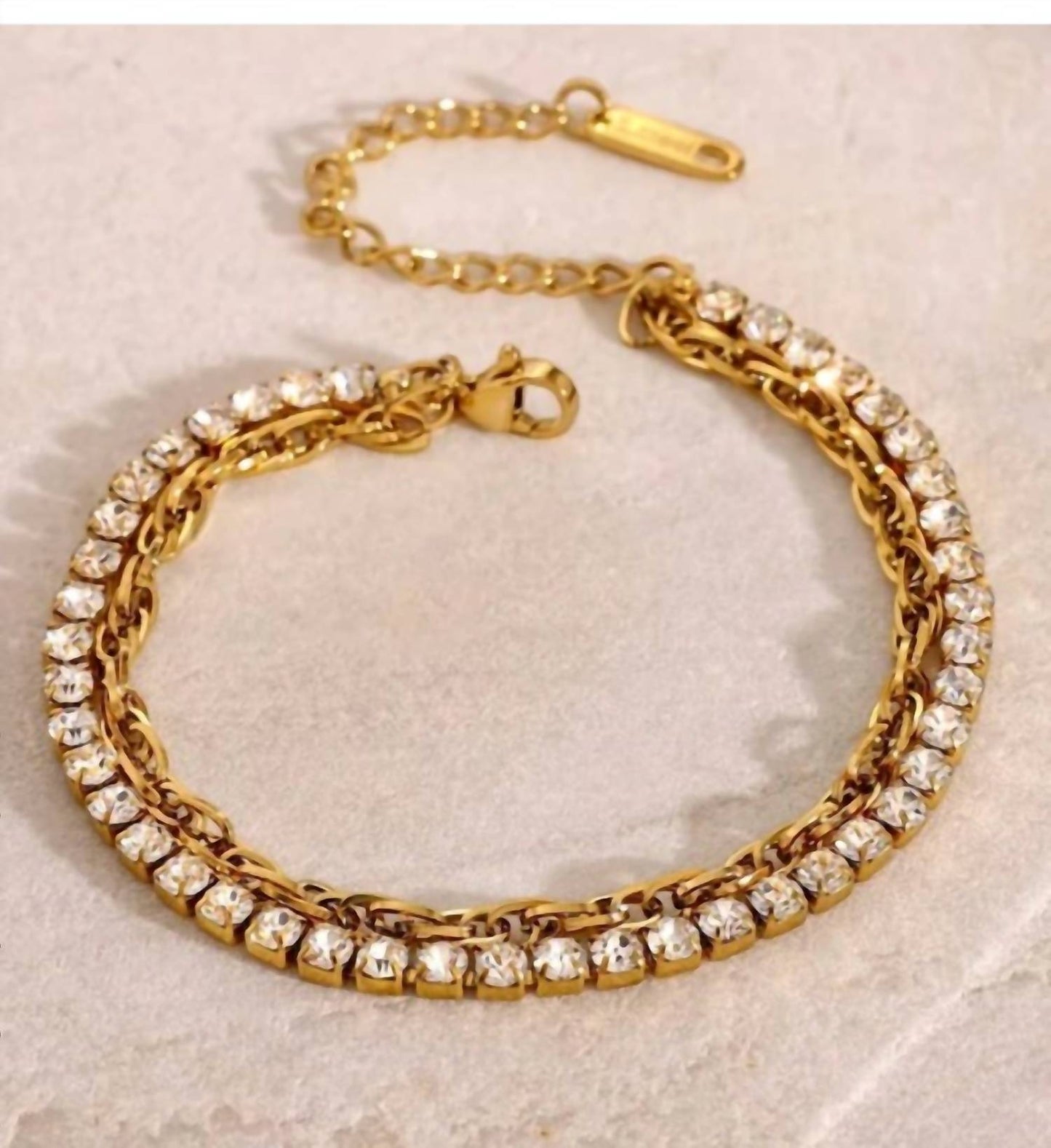 Wiomen's Elite Bracelet