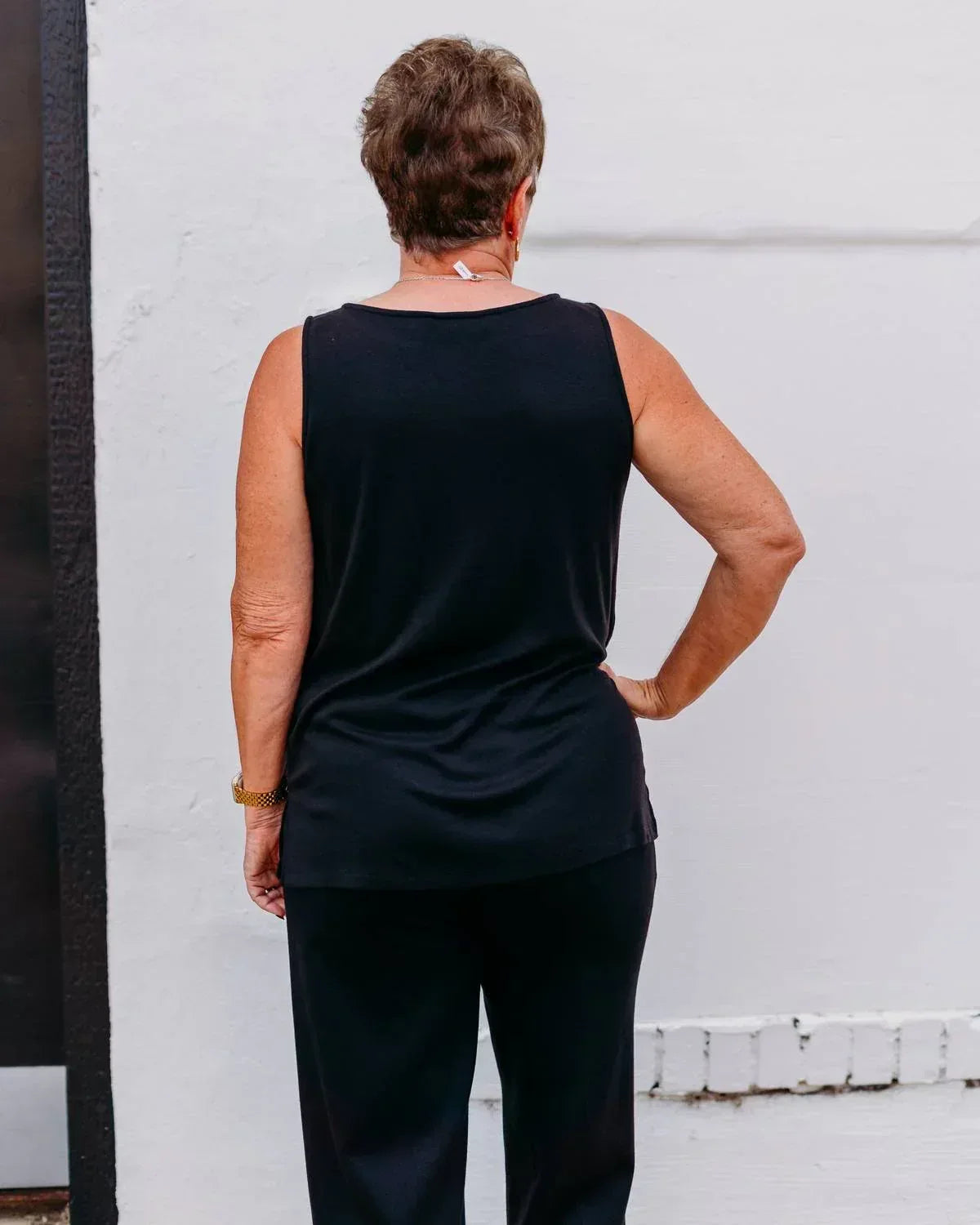 A La Carte - Boat Neck Sleeveless Knit Tunic - Rack Hunt