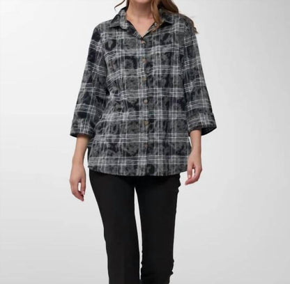 Wire Collar Button Down Shirt