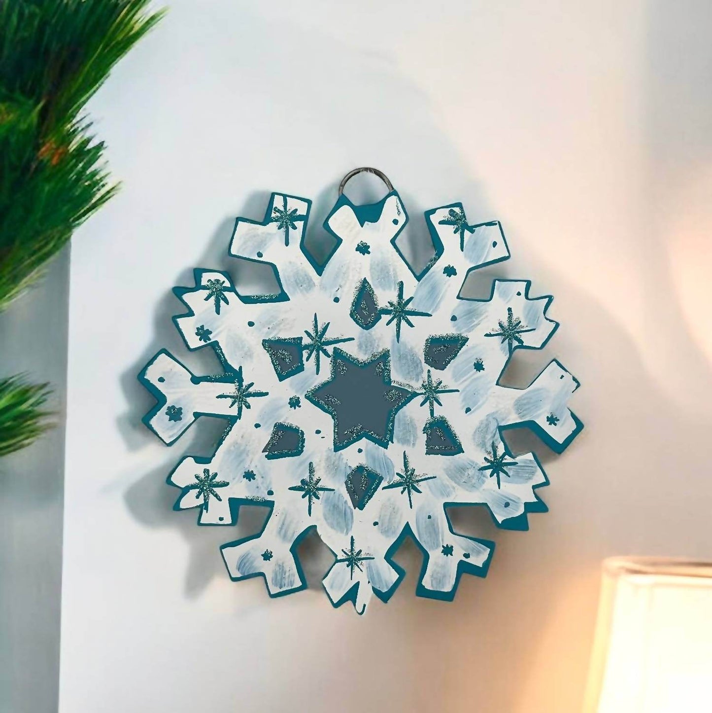 Round Top - Snowflake Glittery Charm - Rack Hunt -