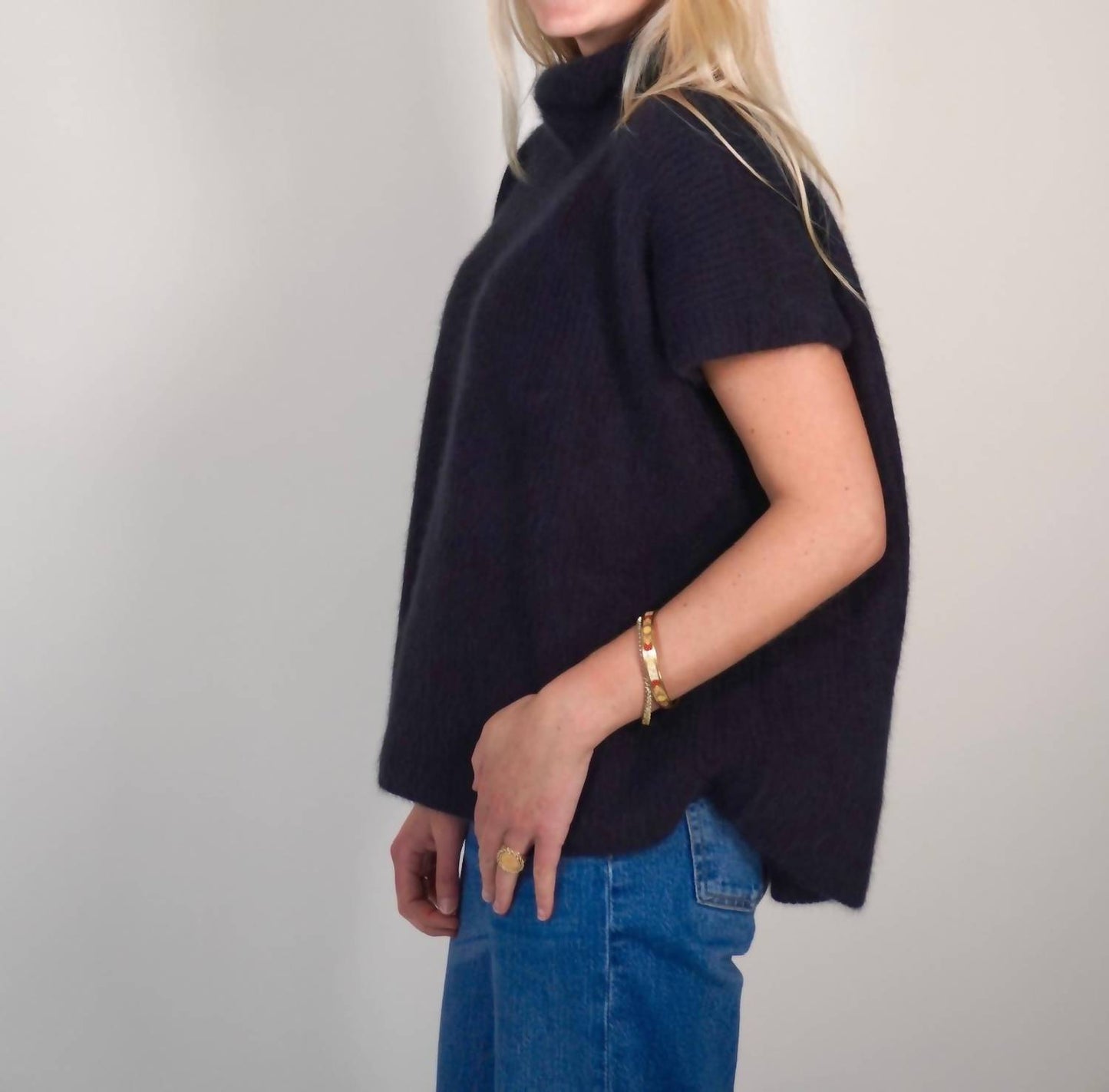 Short Sleeve Turtleneck Sweater Top