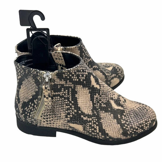 Women's Faux Snakeskin Side Zip Ankle Boots - Wide