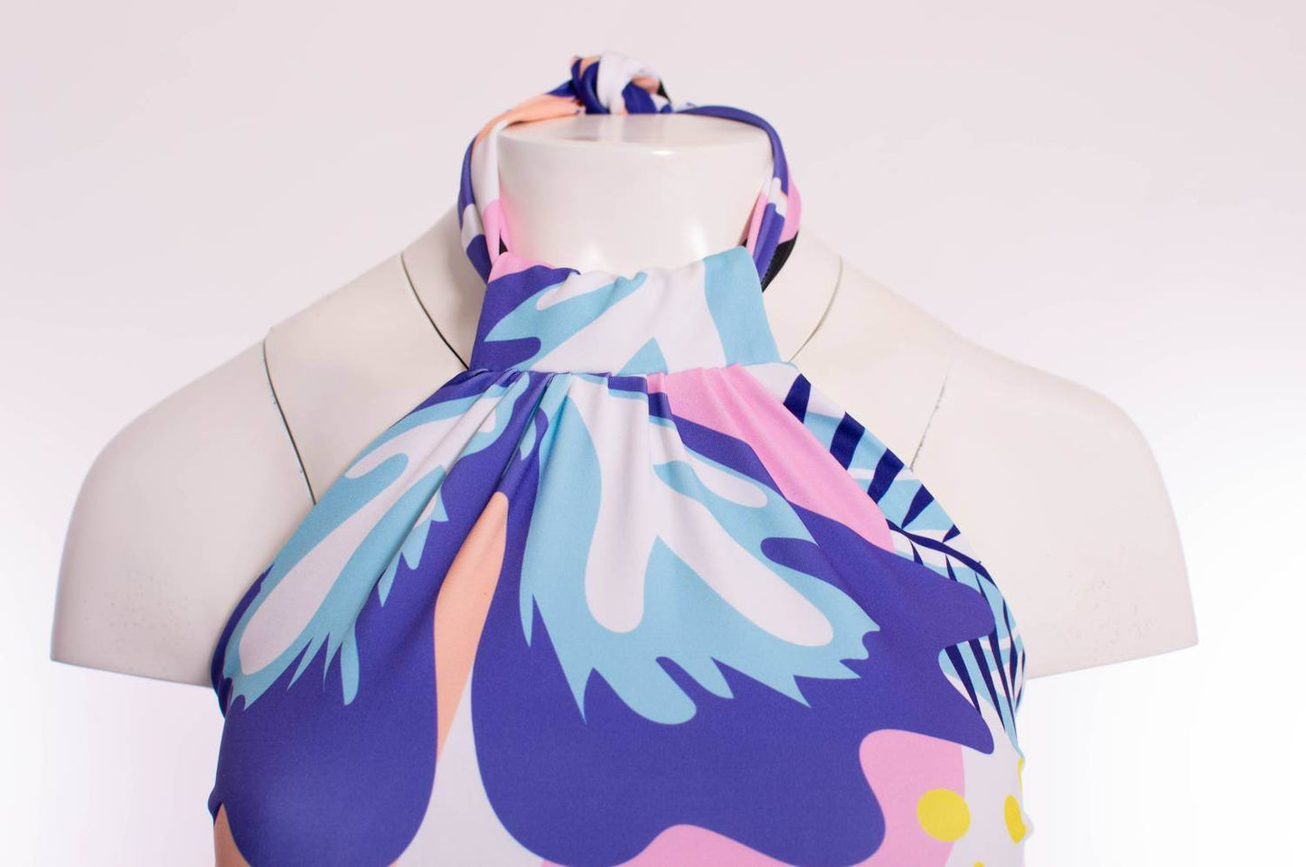 Michelle Parisou - Women's Tate Floral Sleeveless Top - Rack Hunt -