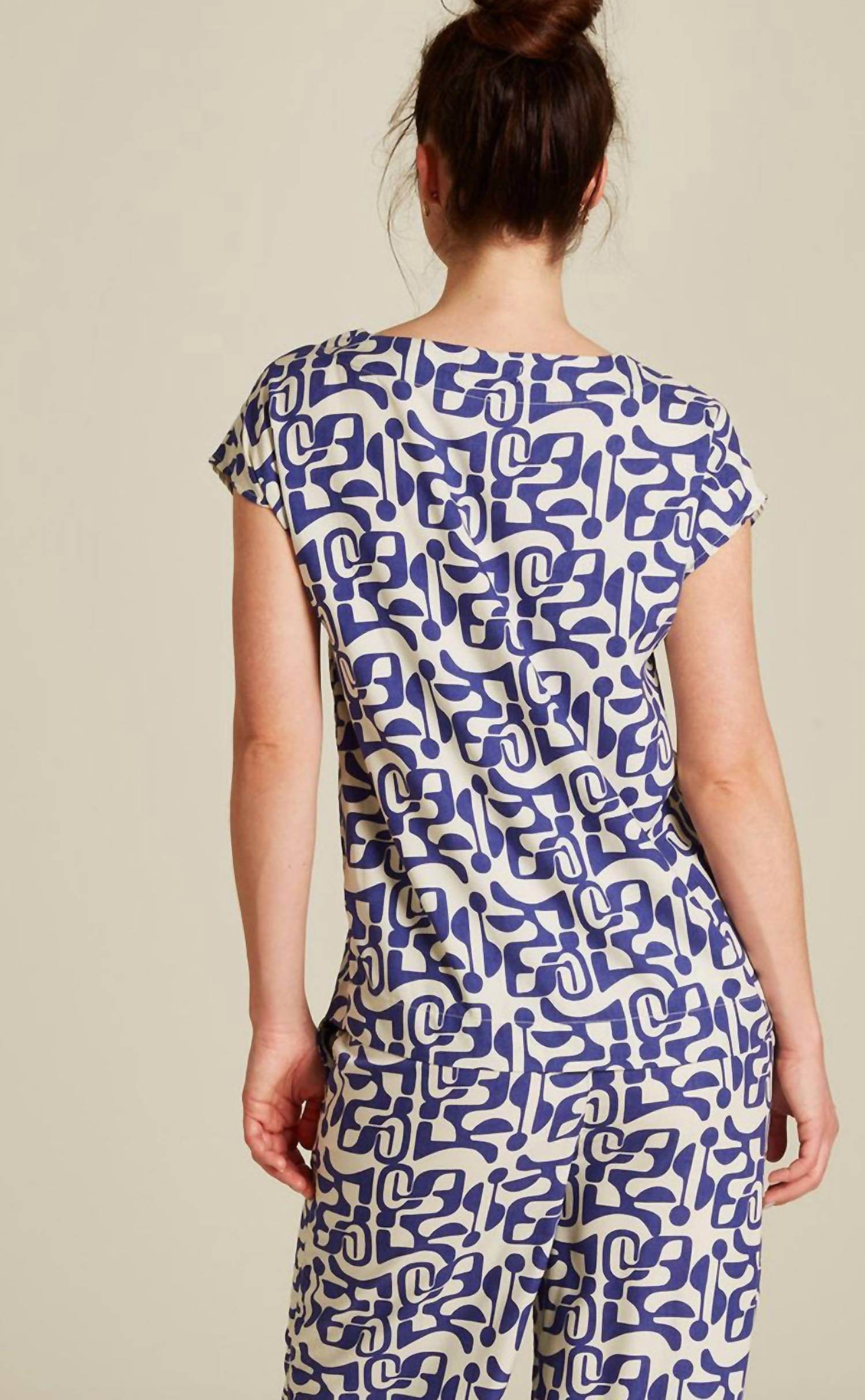 Tranquillo - Post Modern Tee - Rack Hunt -