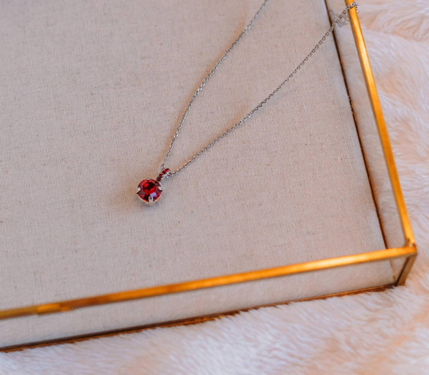 Women's Siam One Stone Necklace