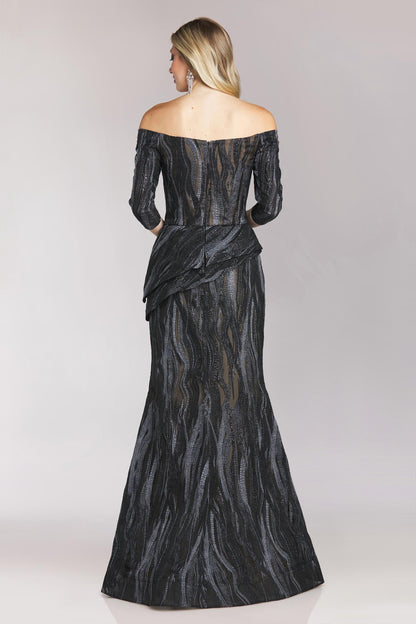 Off-shoulder Quarter Trumpet Dress