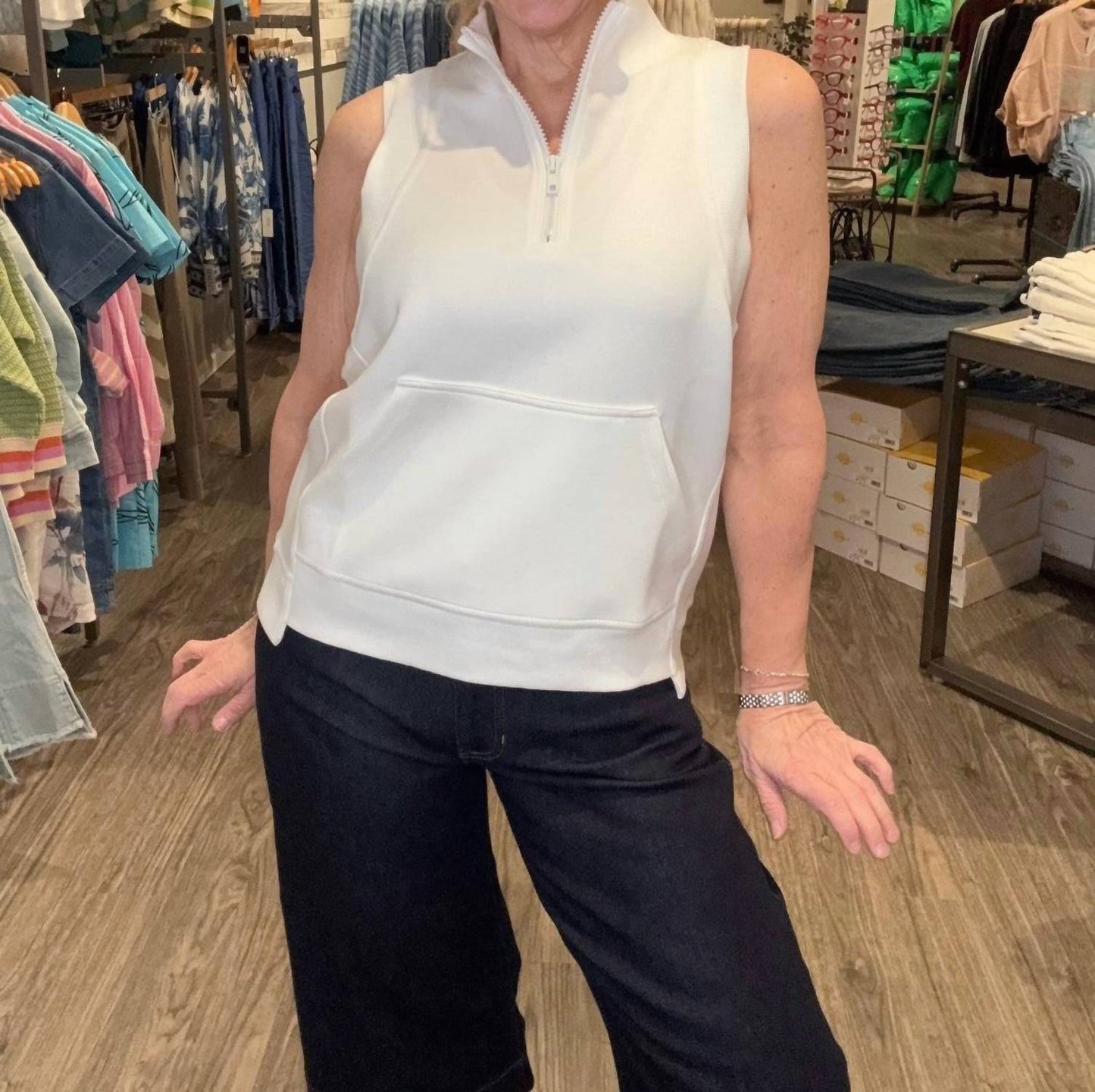 Sleeveless V-neck Sweatshirt