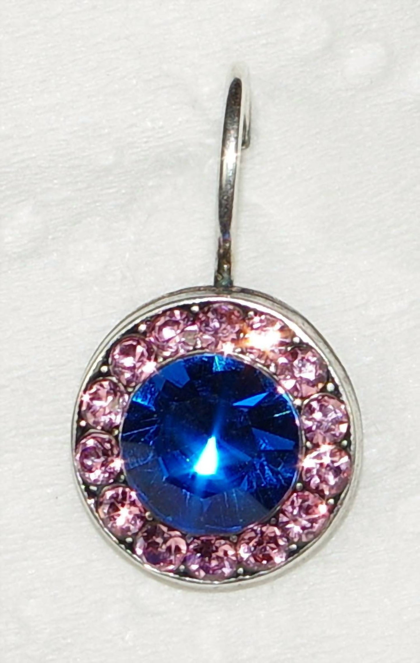 Women's Kiss From A Rose Sophia Earrings