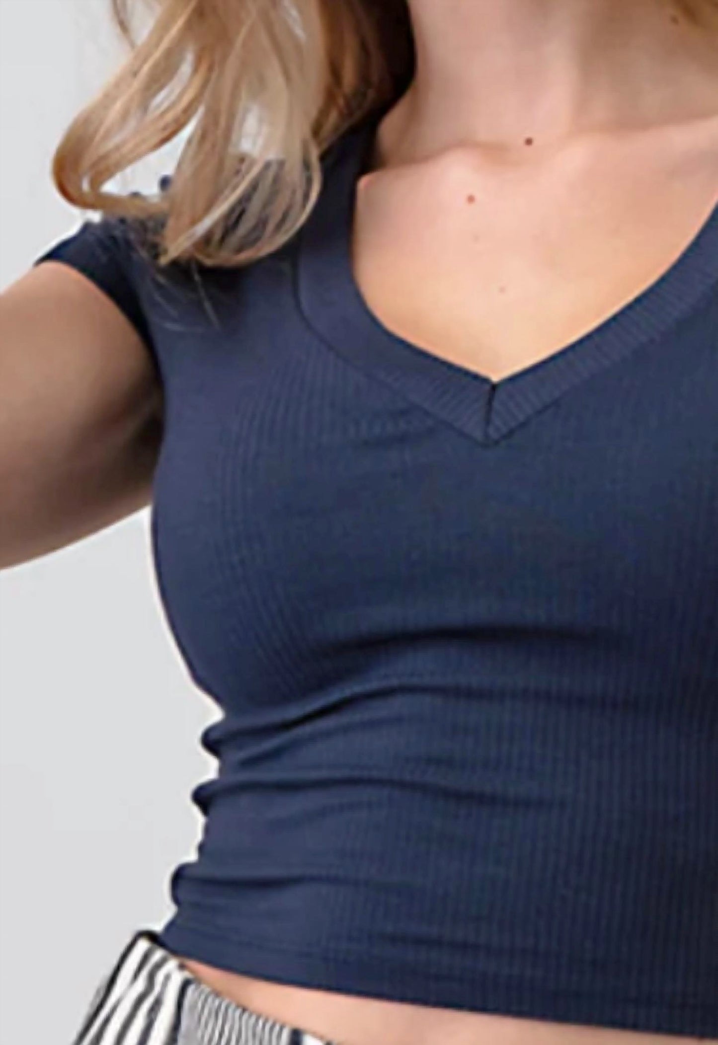 Crop V-neck Short Sleeve Top