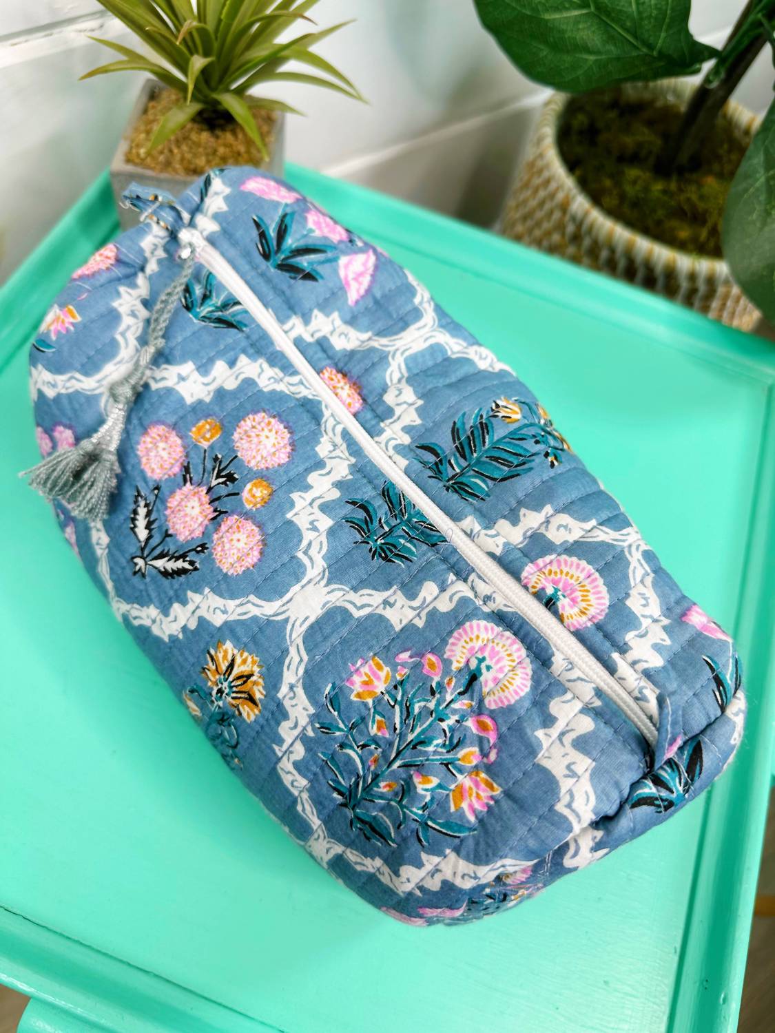 Women's Quilted Makeup Cosmetic Bag