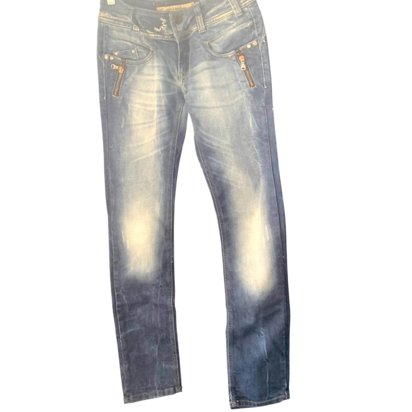 Cipo & Baxx - Women's Durable And Versatile Vintage Jeans - Rack Hunt -