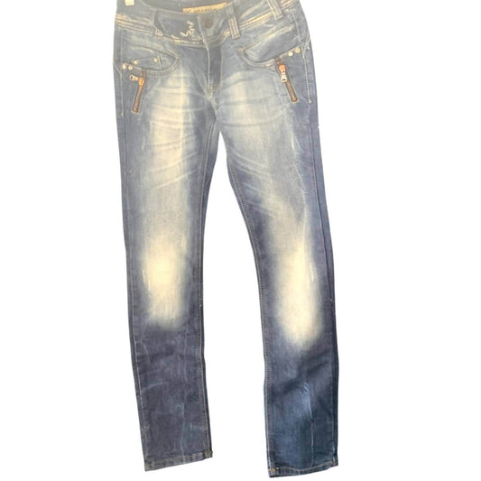 Cipo & Baxx - Women's Durable And Versatile Vintage Jeans - Rack Hunt -