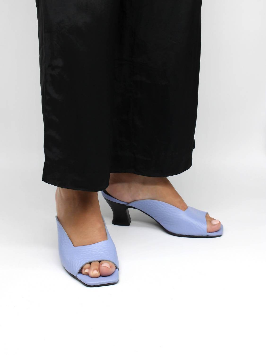 About Arianne - Women's Karmen Mule - Rack Hunt -