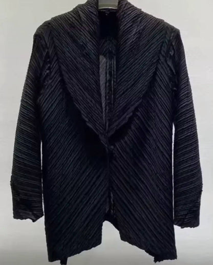 Women's Sculptured Pleated Blazer