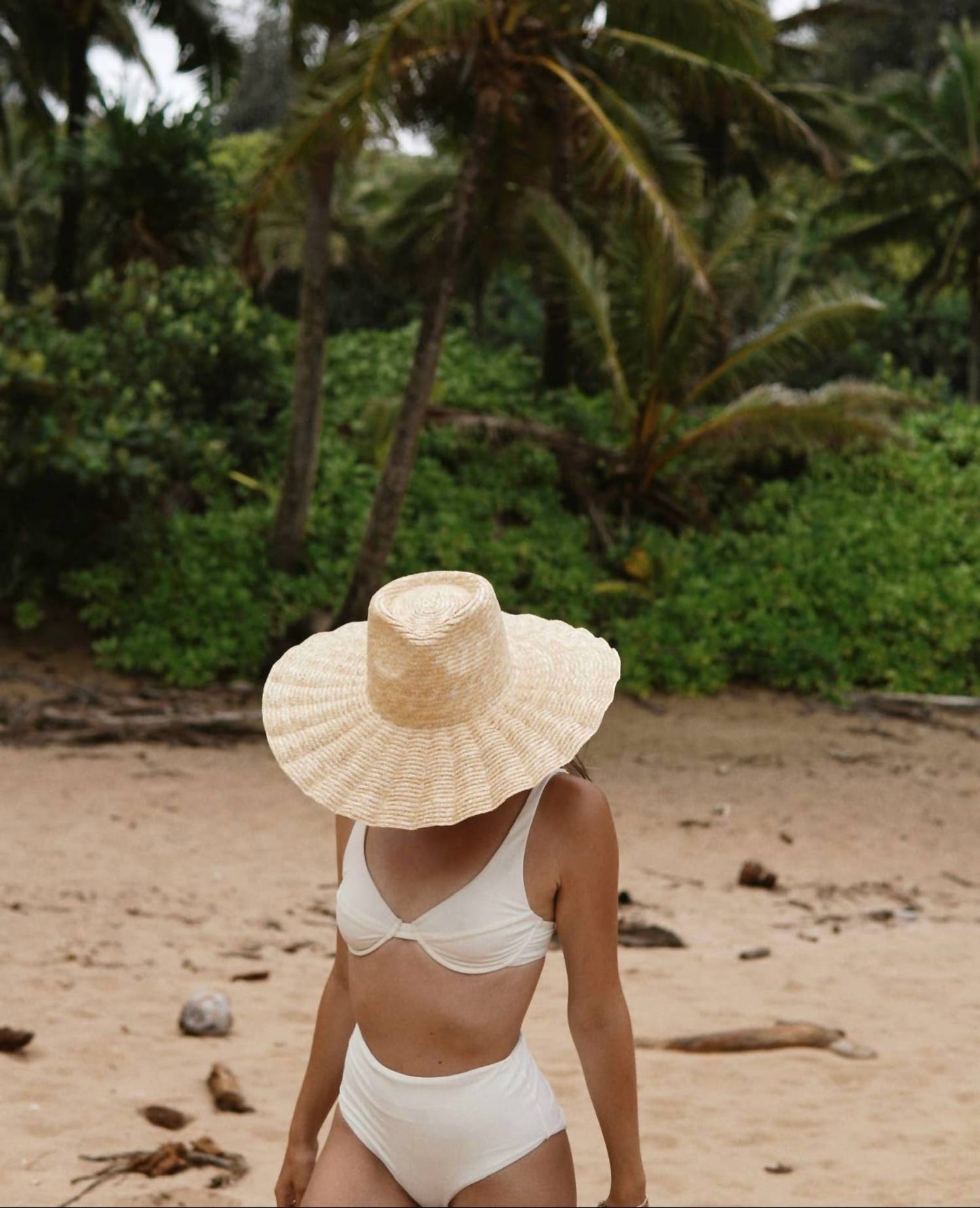 Women's Wide Brim Straw Hat