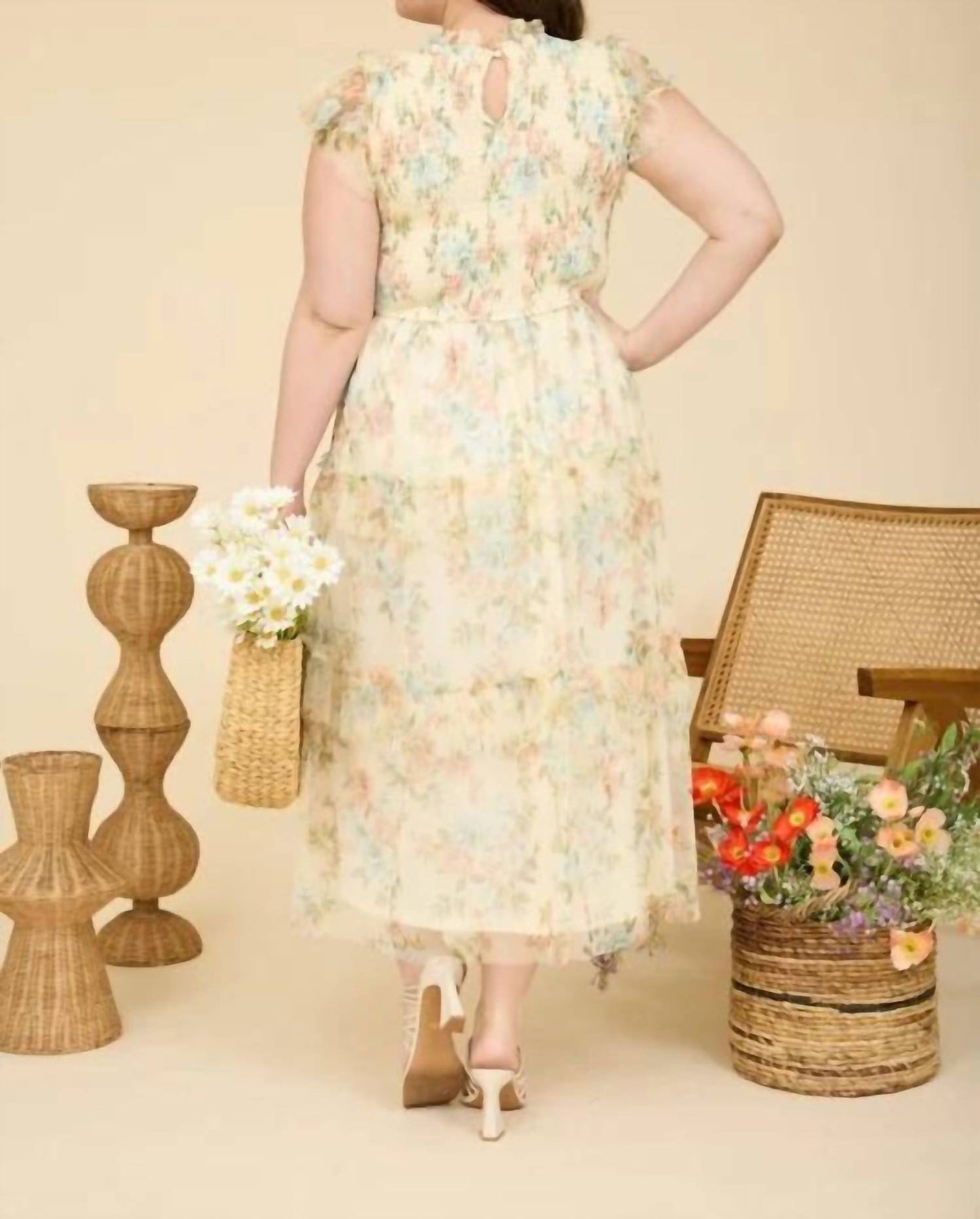 Floral Tulle Pattern Smocked Midi Dress - Plus