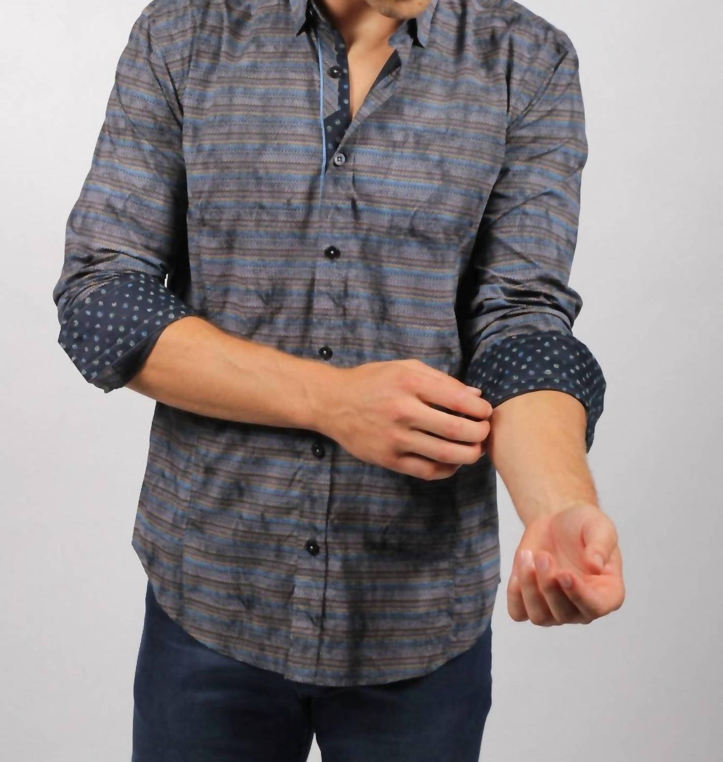 Men's Knit Style Shirt With Contrasting Trim