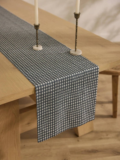 Houndstooth Table Runner - Med 16" X 90"