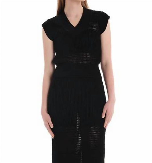 Connection Sleeveless Knitted Top