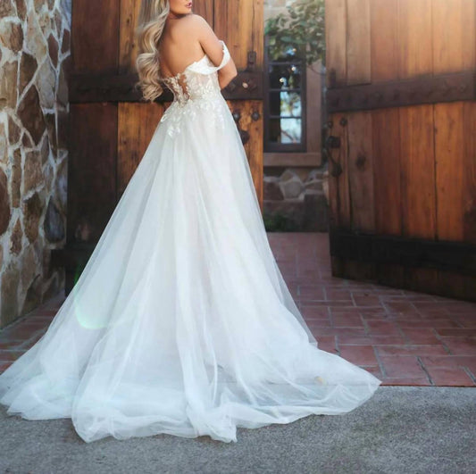 Off-the-shoulder A-line Wedding Dress