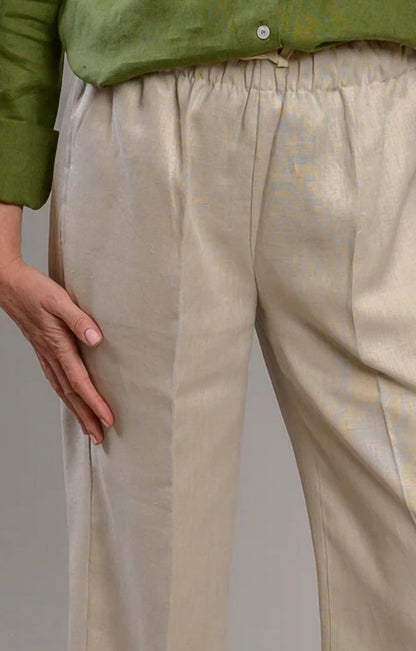 Classic Capri Pants
