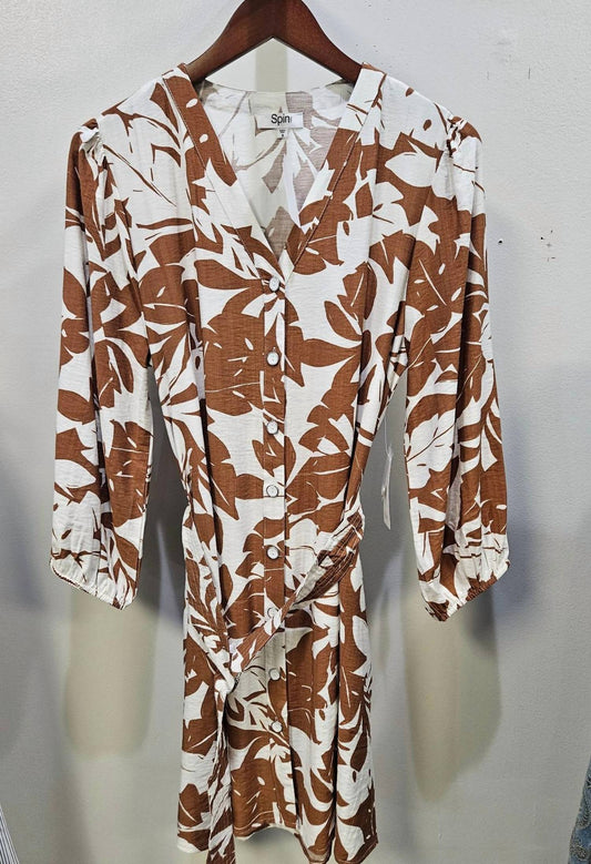 Women's V-neck Dress With 3/4 Sleeve And Belt