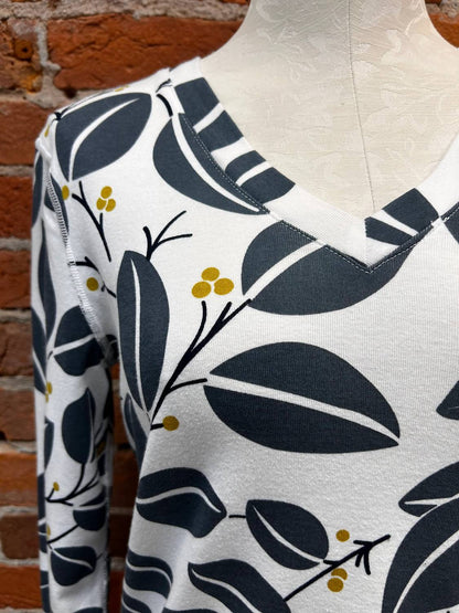 Women's V-neck 3/4-sleeve Tunic