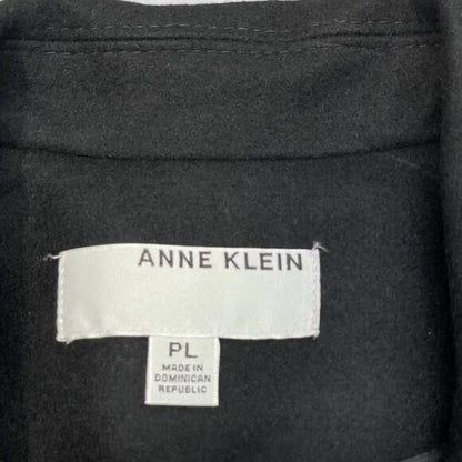 Women’s Single Breasted Walker Coat