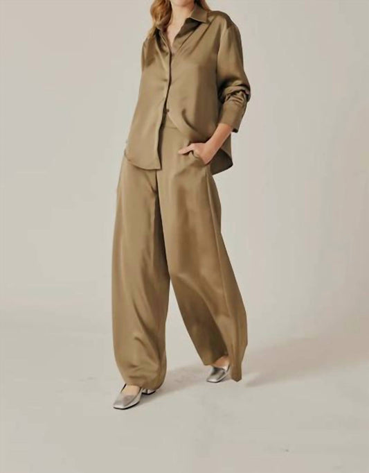 Hosta Button Down Shirt