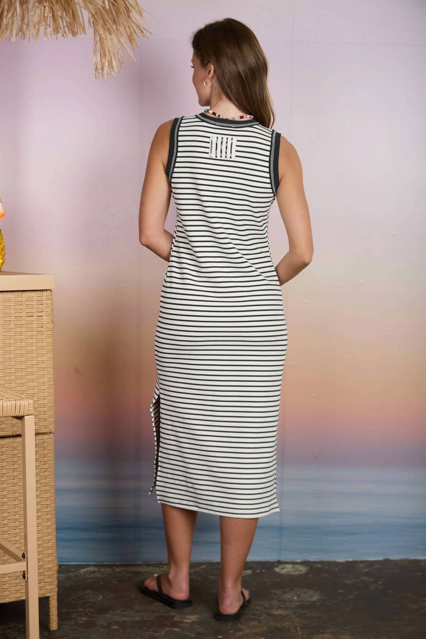 Stripe Contrast Trim Sleeveless Knit Midi Dress