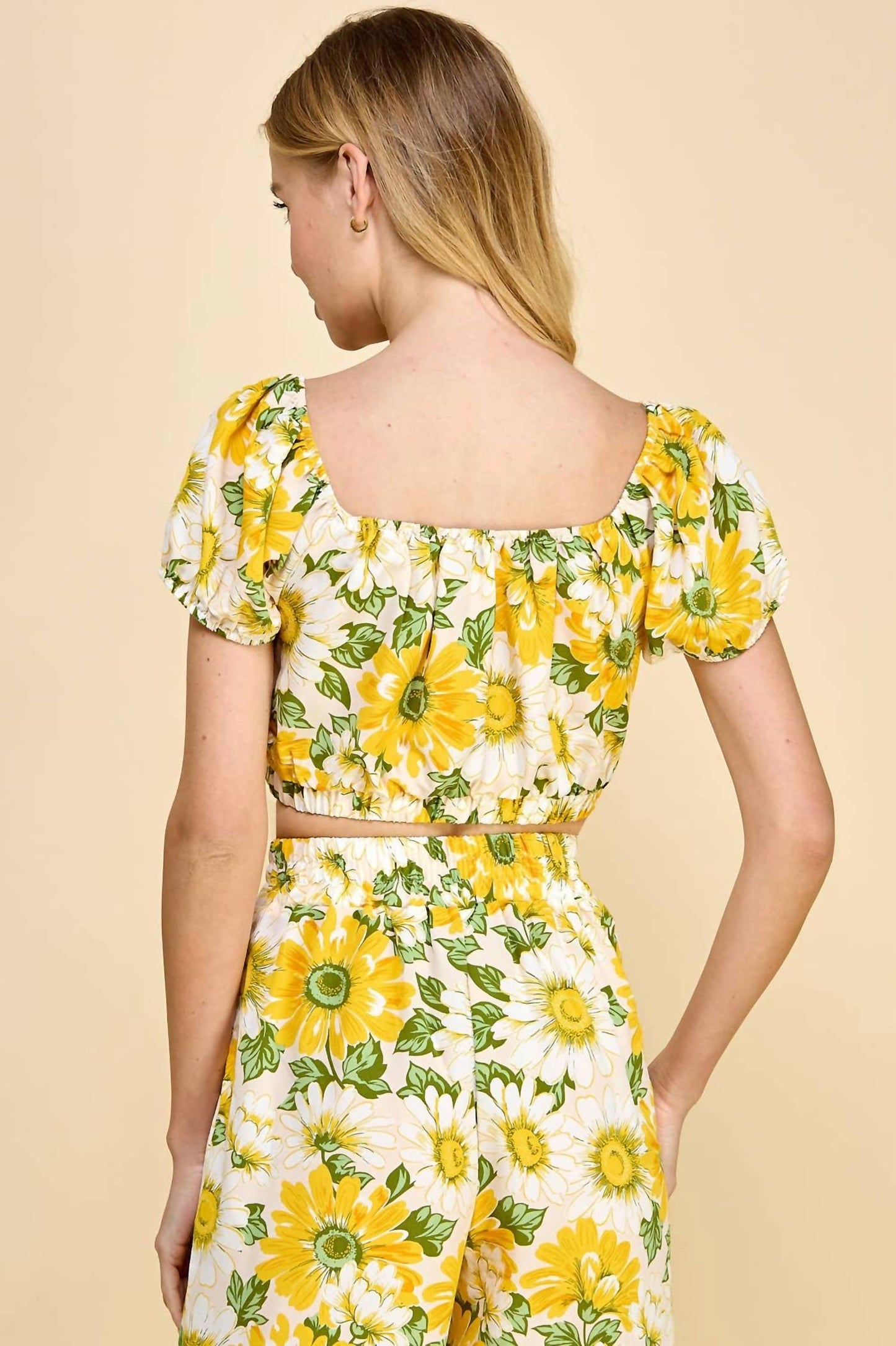 Floral Print Puff Sleeve Button Front Top