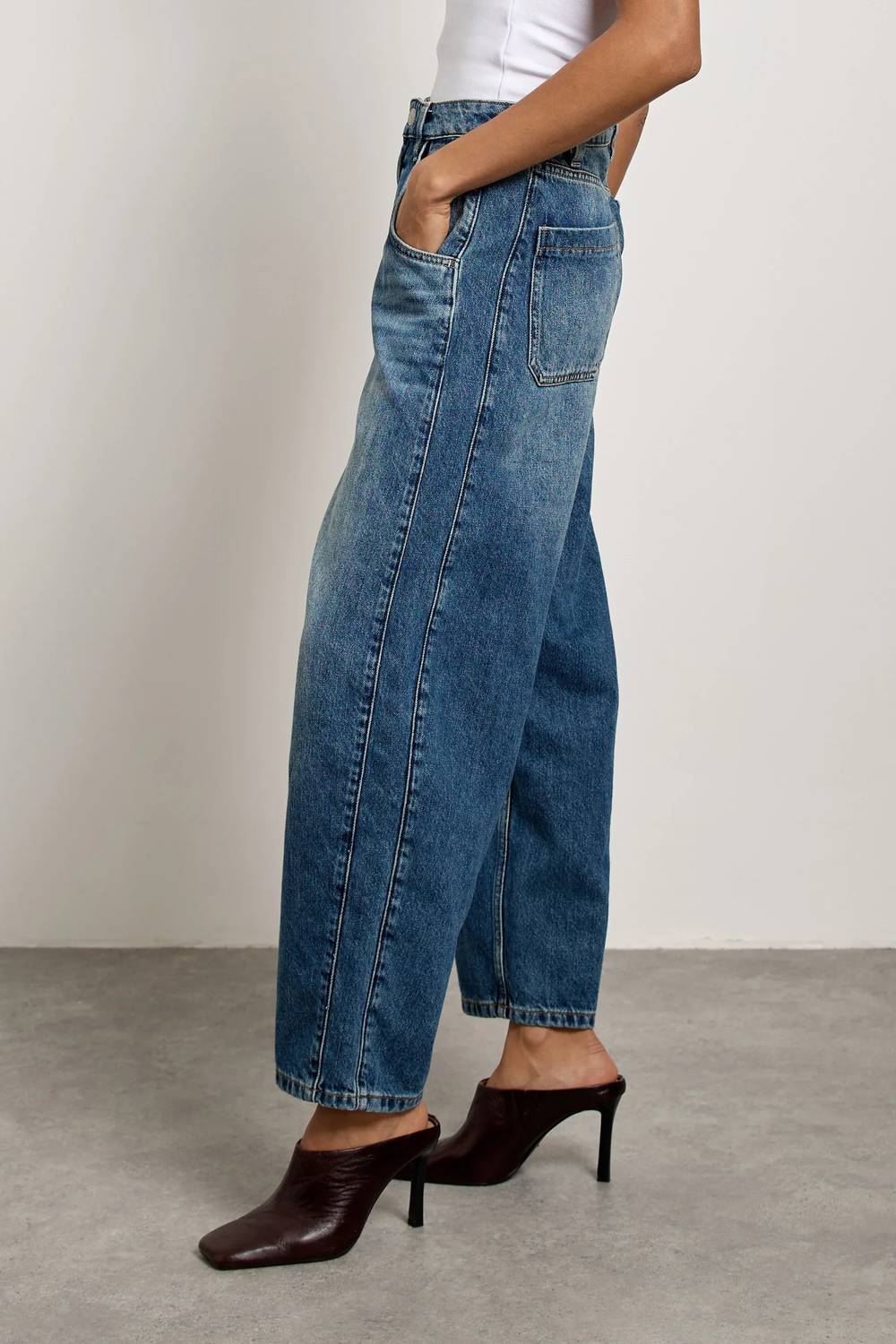 Bo Barrel Leg Jean