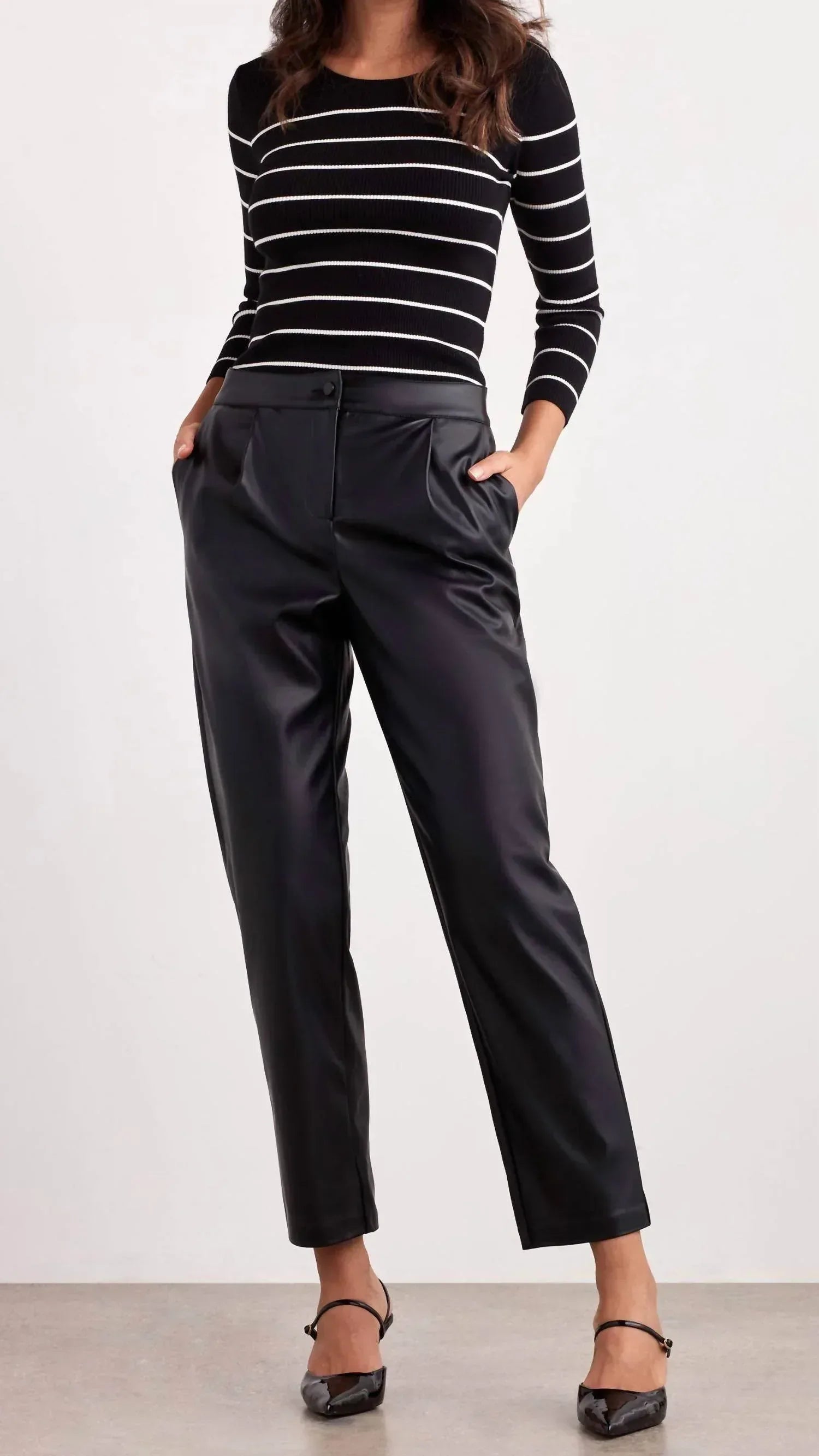 Ellen Tracy - Pleated Faux Leather Pant - Rack Hunt
