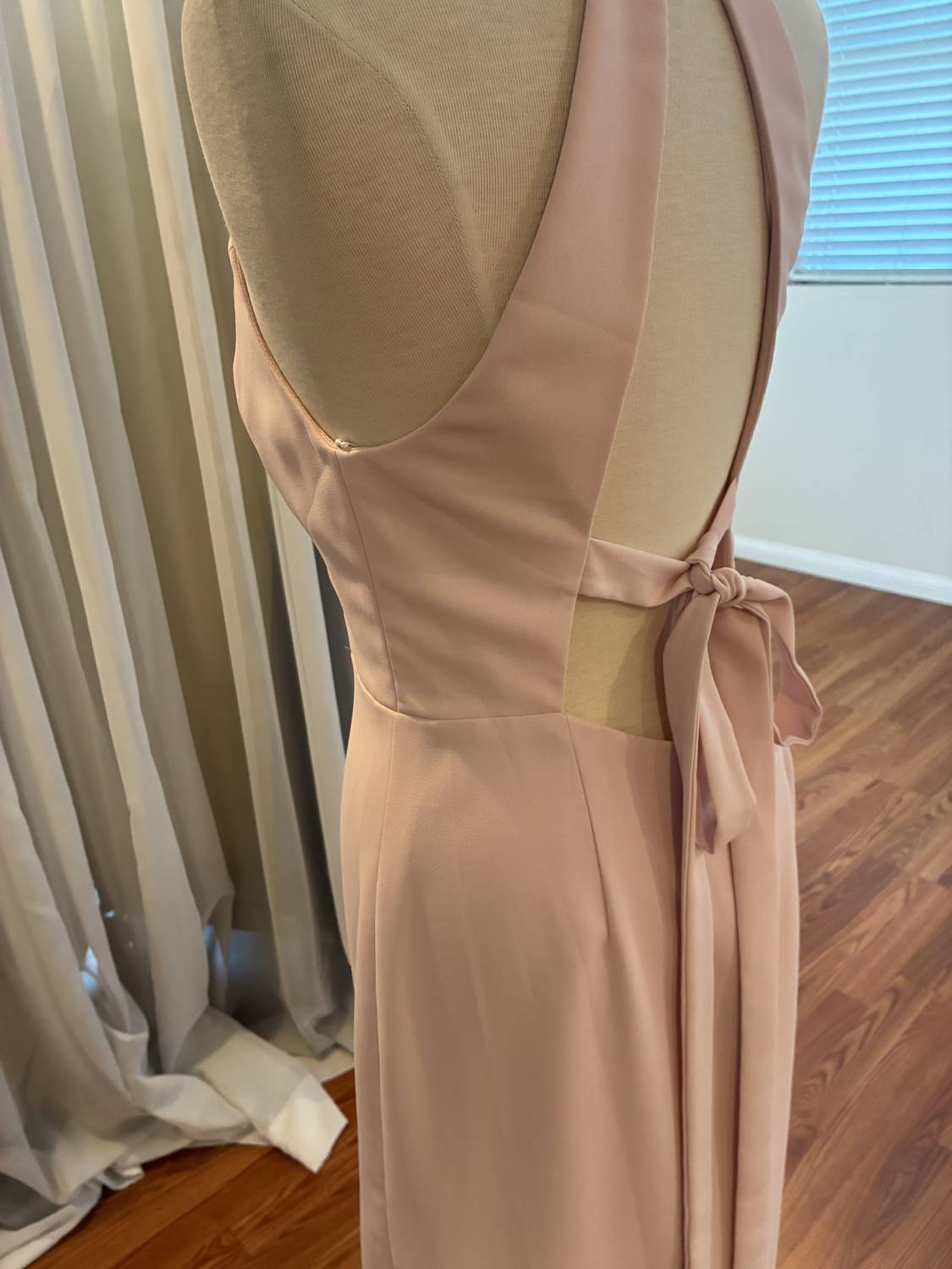 Women's Halter-Neck Maxi Dress